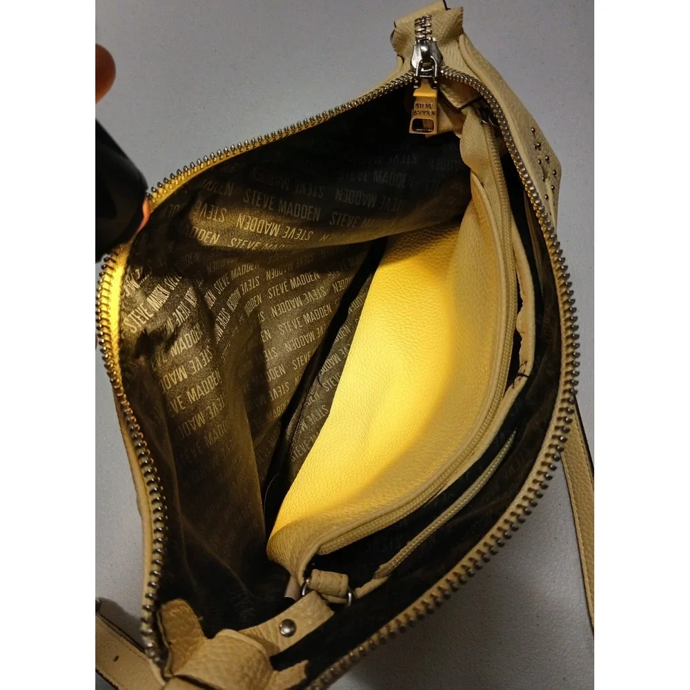 Steve Madden Crossbody Pebbled Yellow Shoulder Bag Adjustable S. Multi Zip #1260